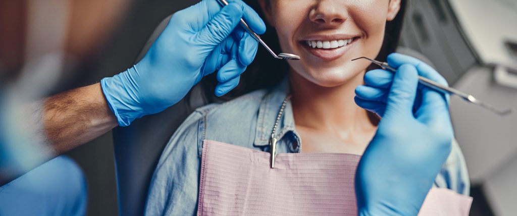 An image of a successful wisdom tooth removal